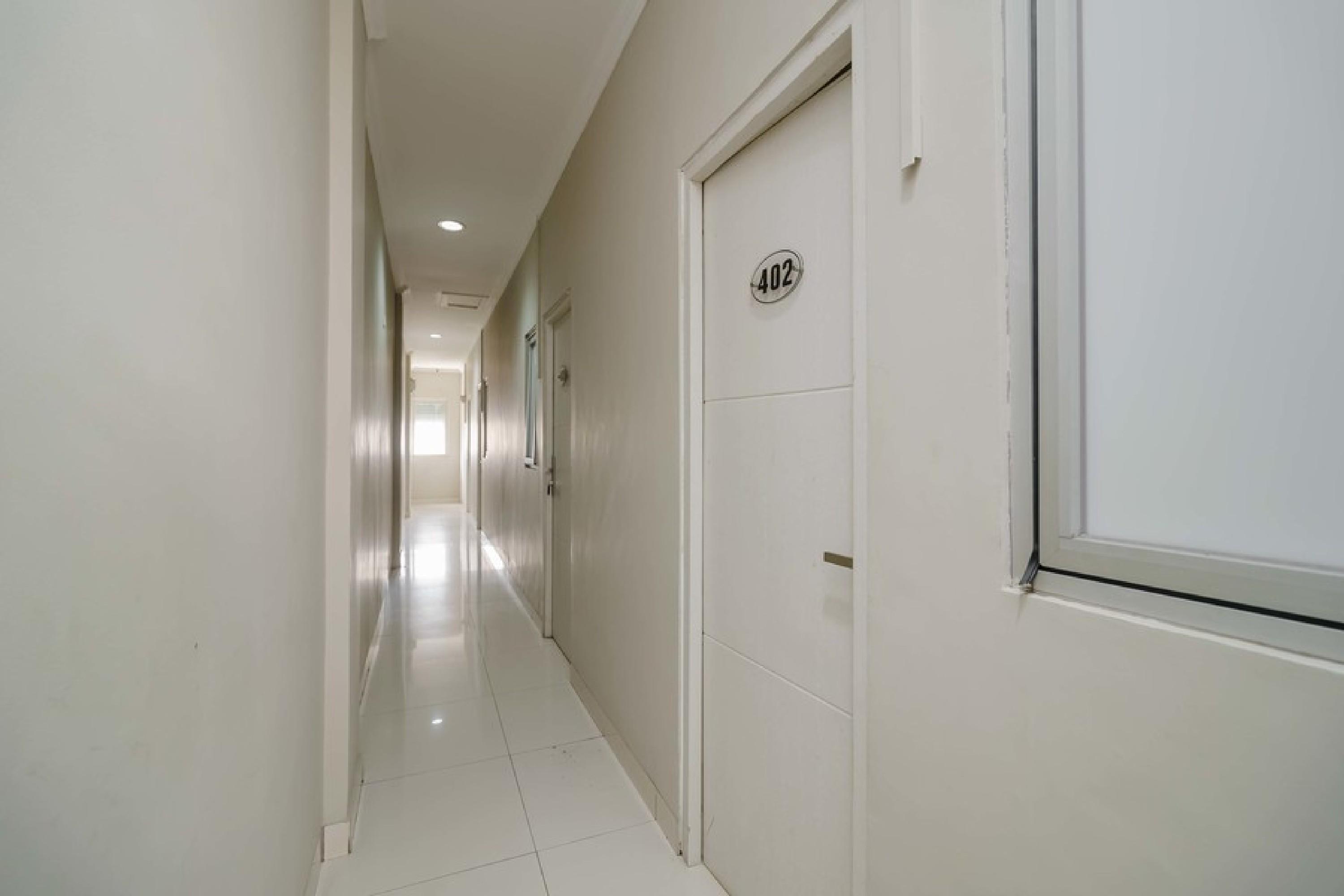 Hotel Reddoorz @ Mangga Besar 2 Dżakarta Zewnętrze zdjęcie
